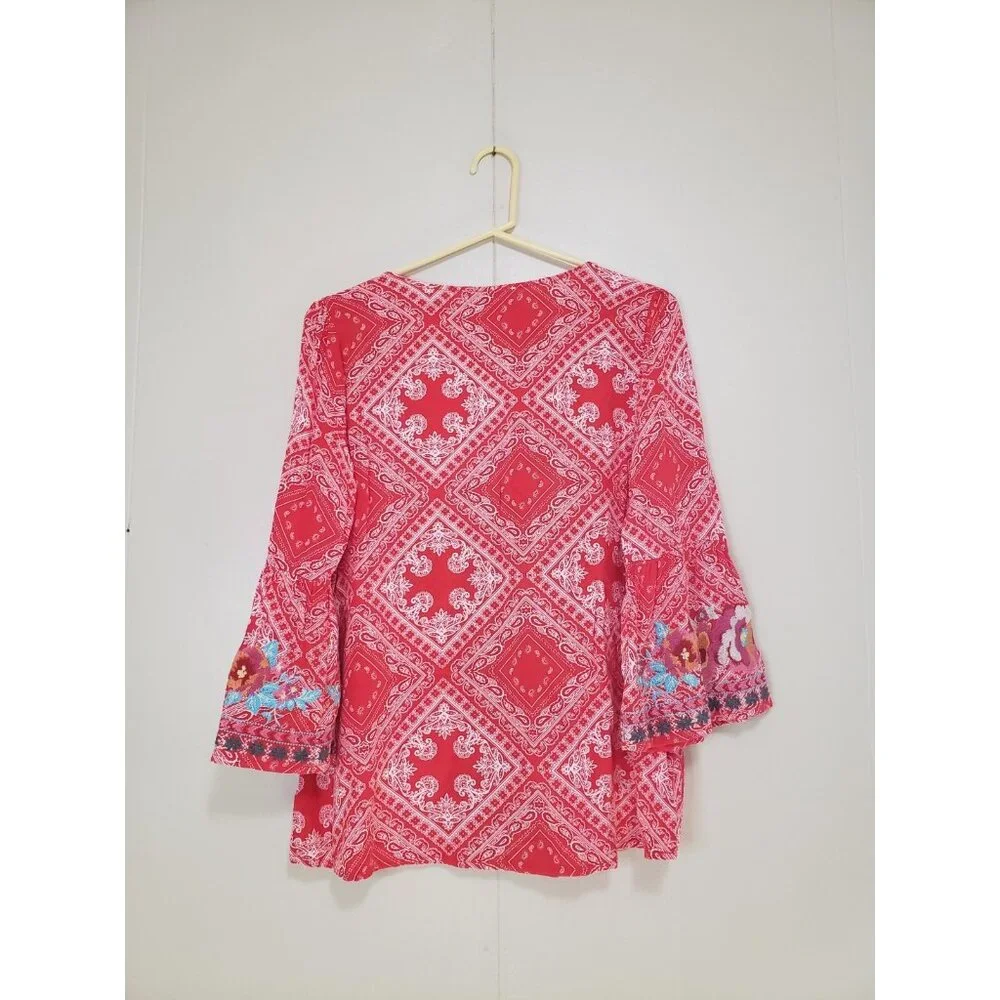 Savanna Jane Womens S Blouse Embroidered Floral 100% Rayon Lightweight Boho - Picture 2 of 7